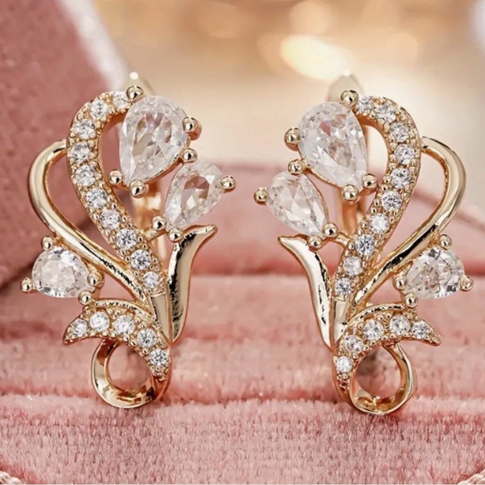Elegant Gold & Silver Crystal Earrings.